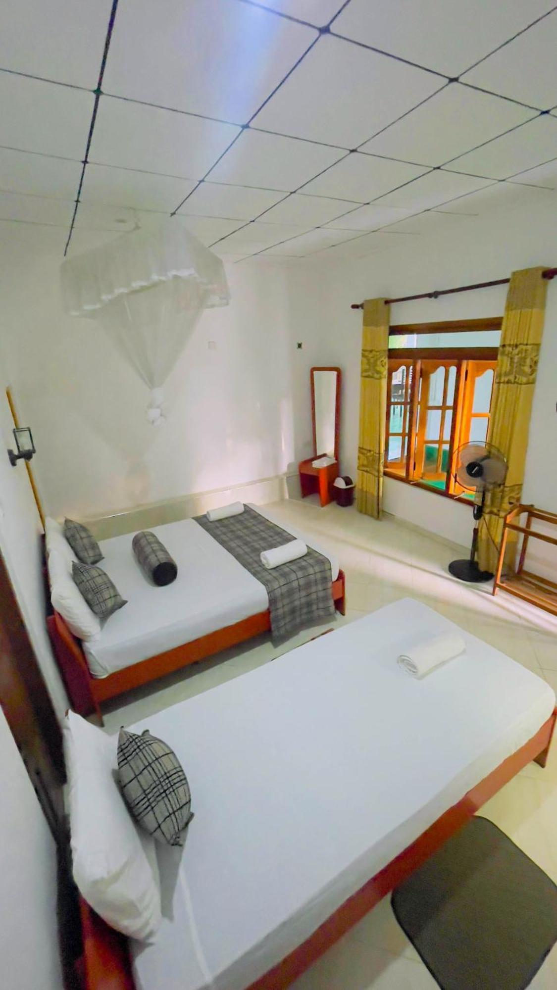White Eagle Hotel Sigiriya Bagian luar foto
